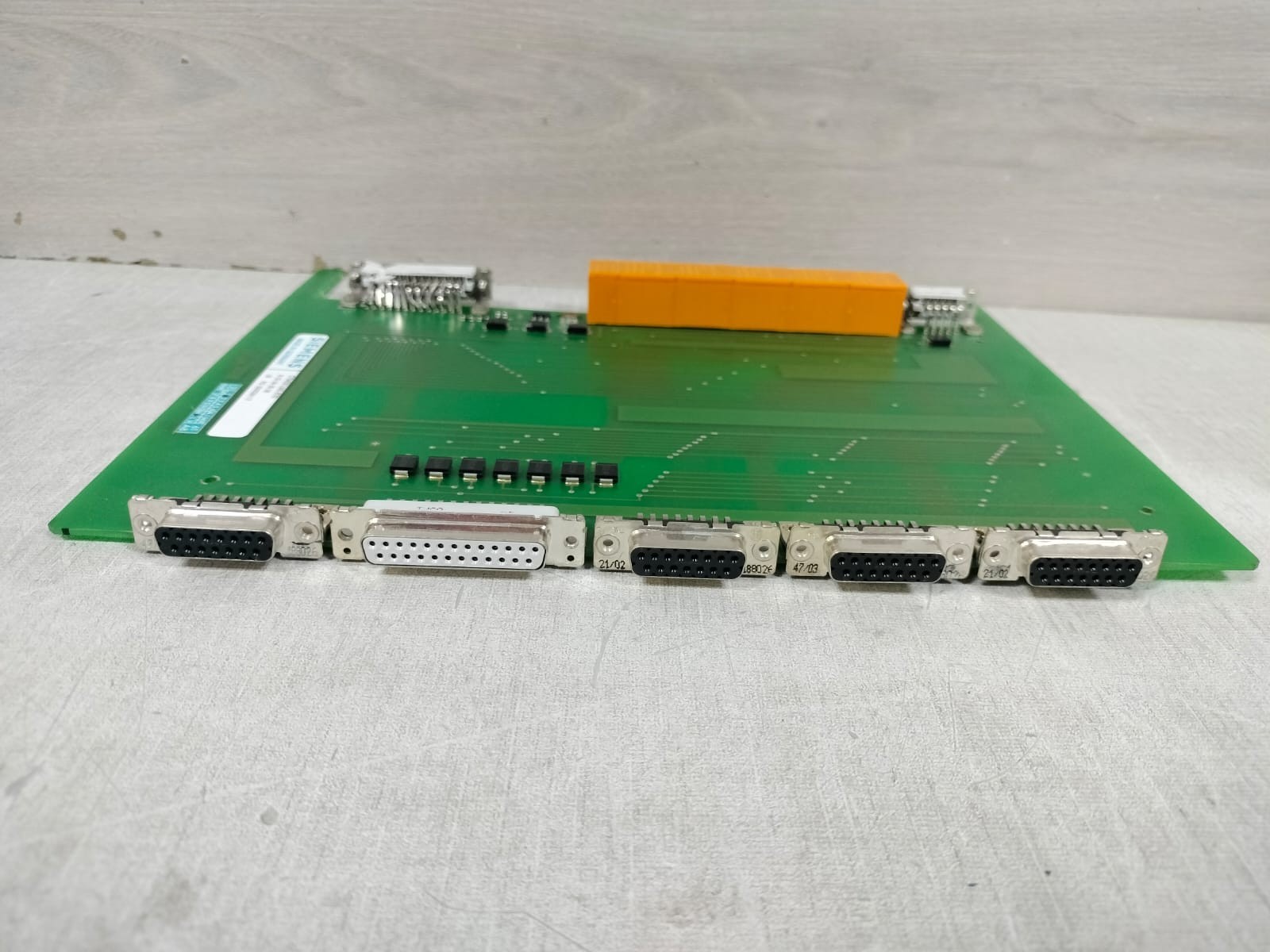 Siemens C79458-L445-B70 C794040-A6310-C432-04 SIEMENS C79458-L445-B70 C794040-A6310-C432-04 LTU DISTRIBUTOR 9