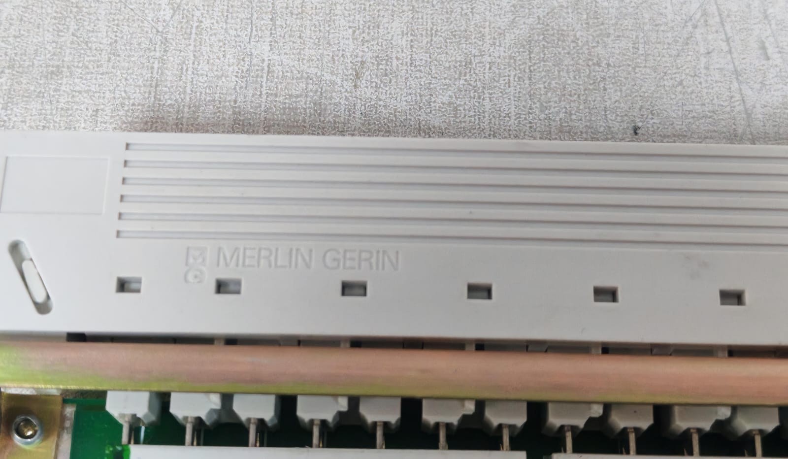 Schneider Electric 03143350F0-2/D0 03143344FA-G0-0241152 MERLIN GERIN 03143350F0-2/D0 03143344FA-G0-0241152 CIRCUIT BOARD 5