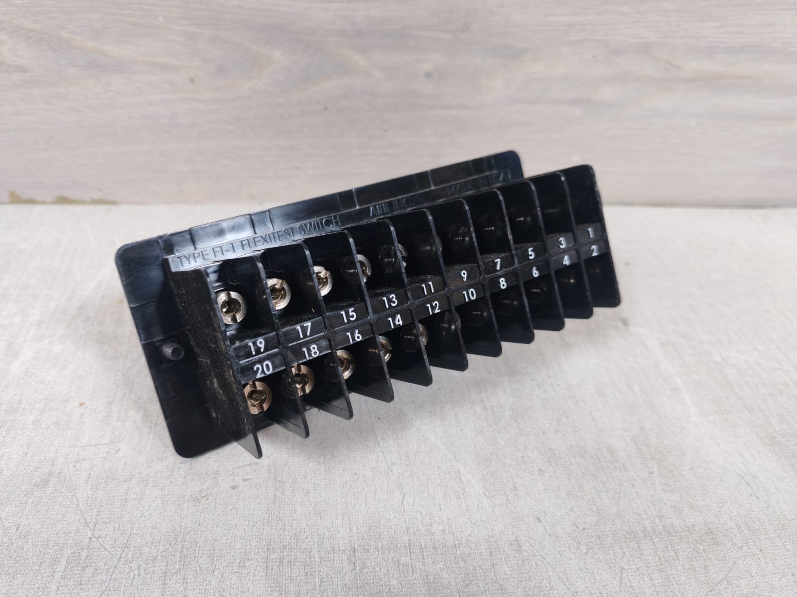 ABB 1586C42G24 B FT1-213 ABB 1586C42G24 B FT1-213 FLEXITEST SWITCH 4
