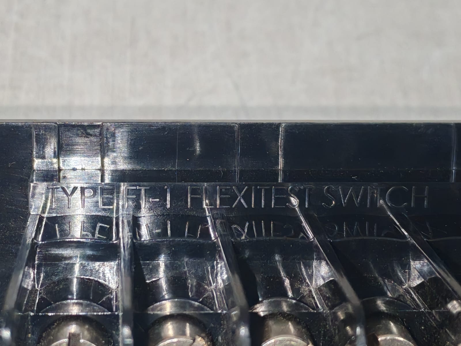 ABB 1586C42G24 B FT1-213 ABB 1586C42G24 B FT1-213 FLEXITEST SWITCH 8