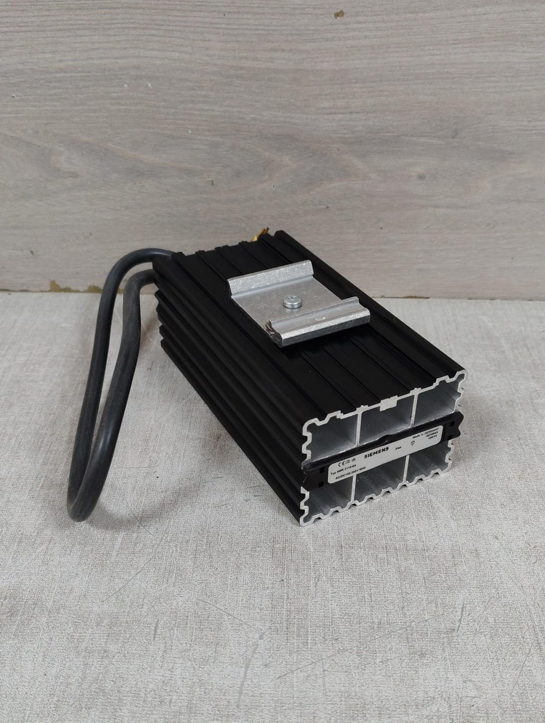 Siemens 8MR2110-6A SIEMENS 8MR2110-6A HEATER UNIT 120-240V 3