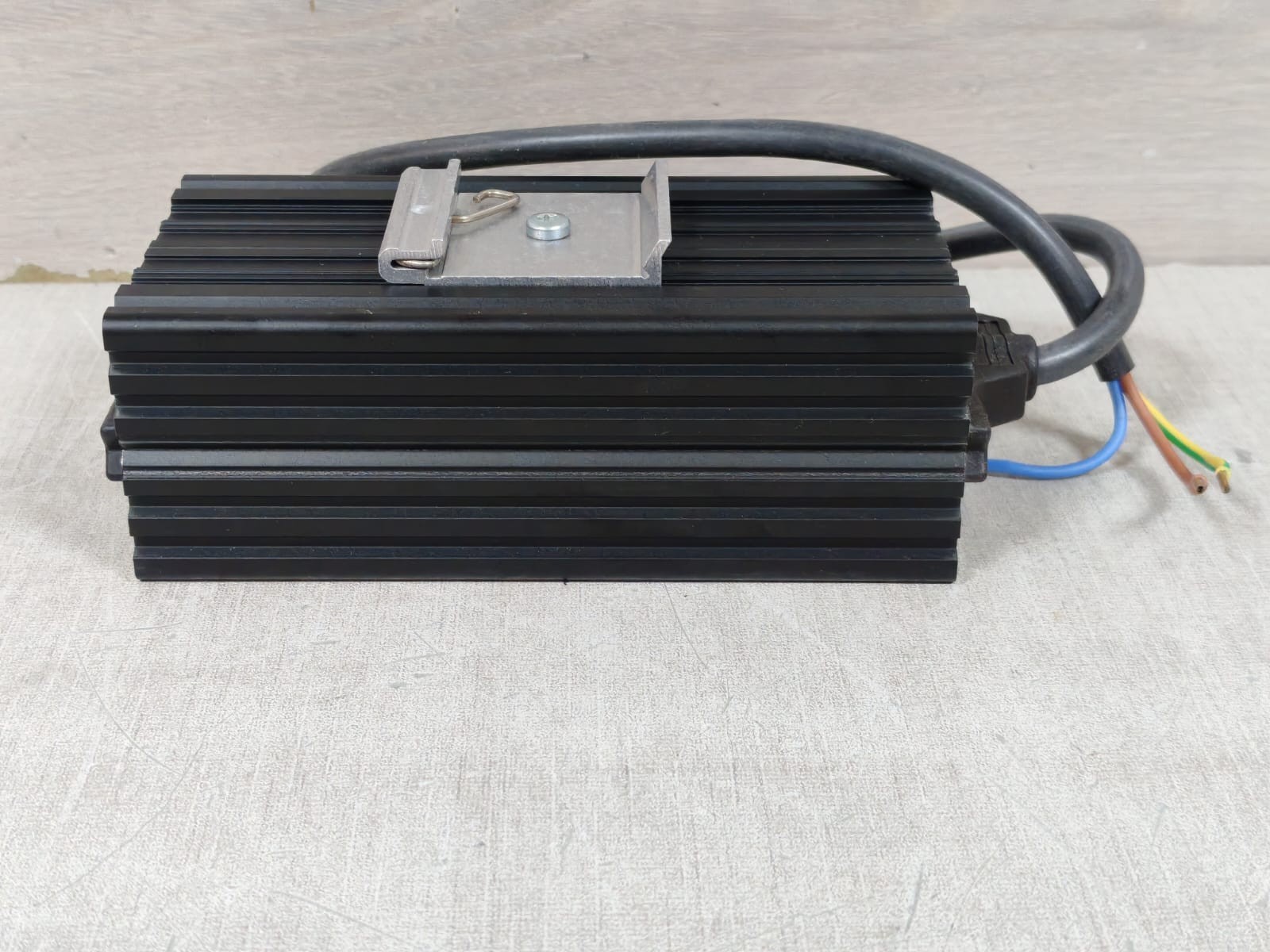 Siemens 8MR2110-6A SIEMENS 8MR2110-6A HEATER UNIT 120-240V 5