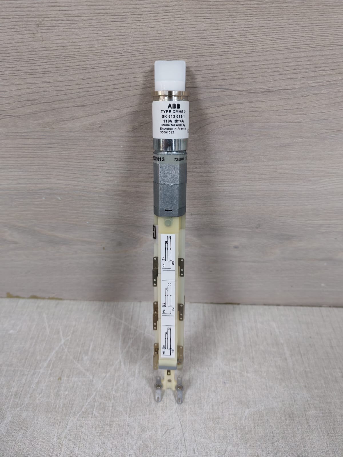 ENTRELEC ABB CMHS 2 / SK 613013-1 / 035001013 ENTRELEC ABB CMHS 2 / SK 613013-1 / 035001013 SWITCH 110V 2