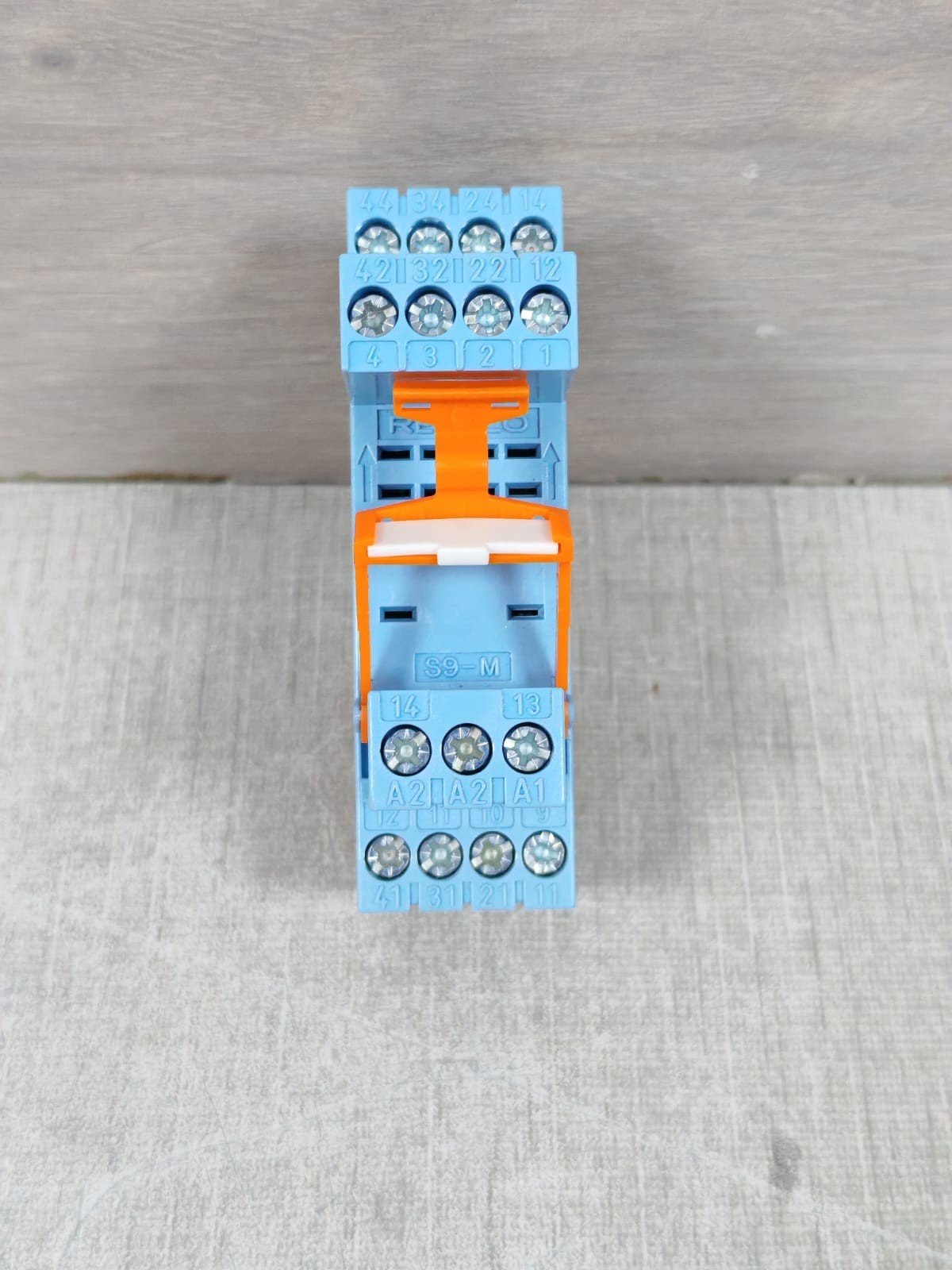COMAT RELECO S9-M COMAT RELECO S9-M RELAY SOCKET 250V 2