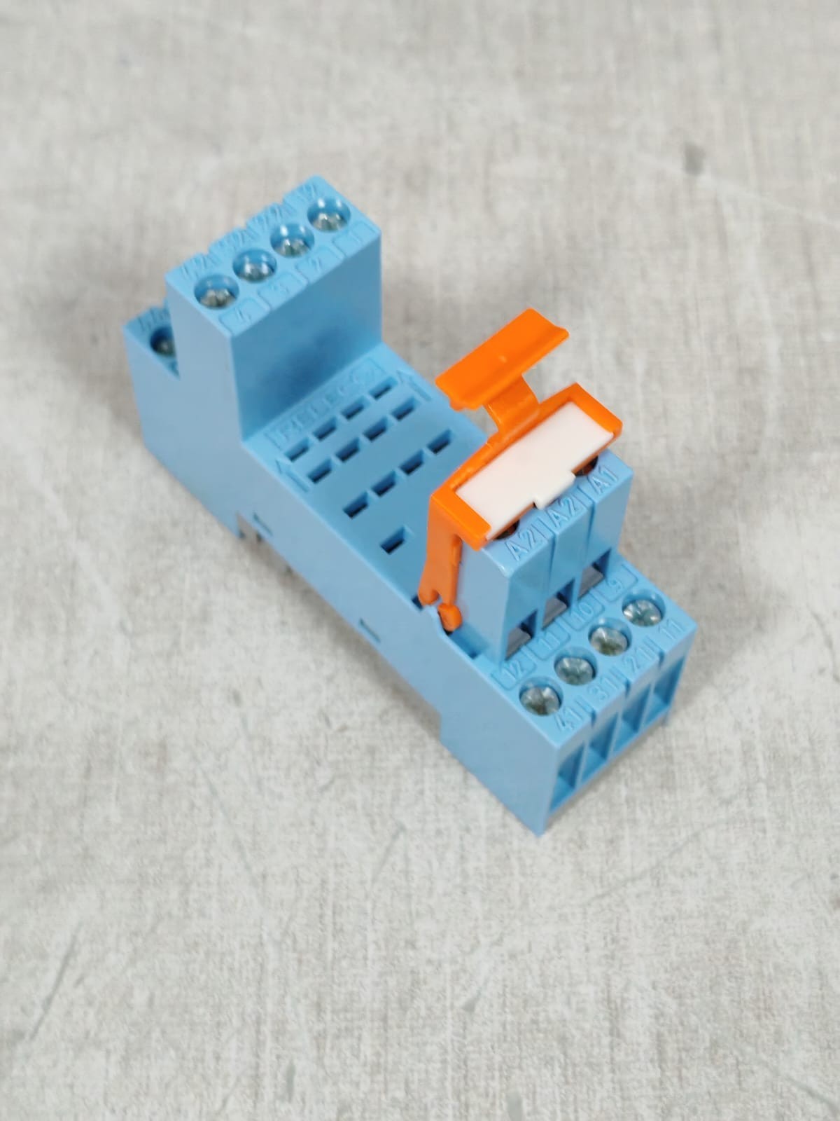 COMAT RELECO S9-M COMAT RELECO S9-M RELAY SOCKET 250V 5