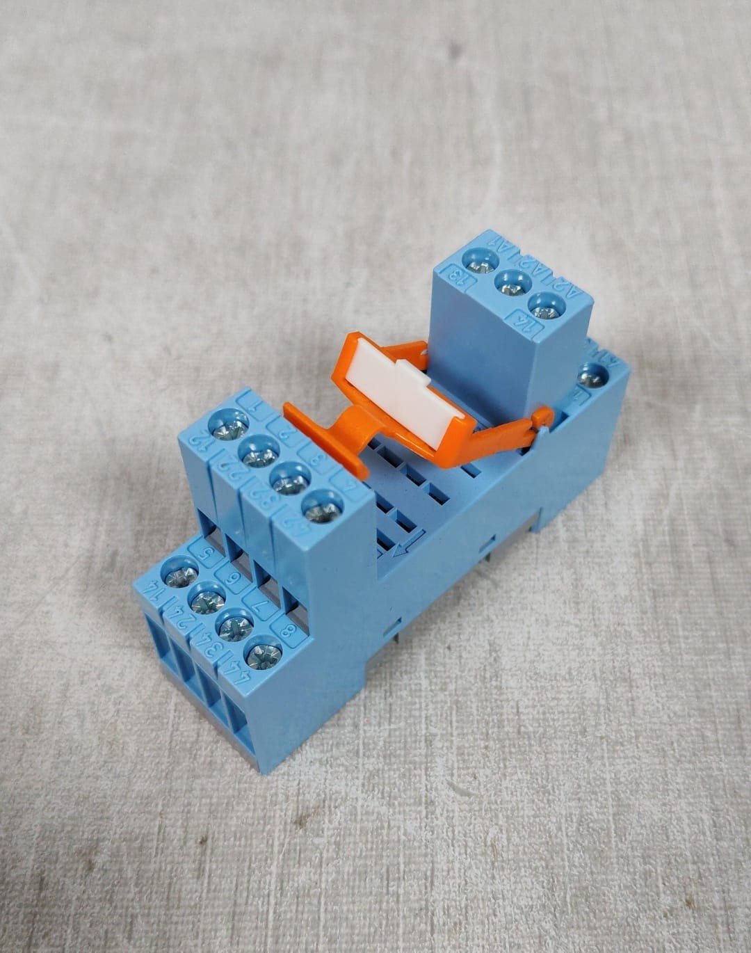 COMAT RELECO S9-M COMAT RELECO S9-M RELAY SOCKET 250V 6