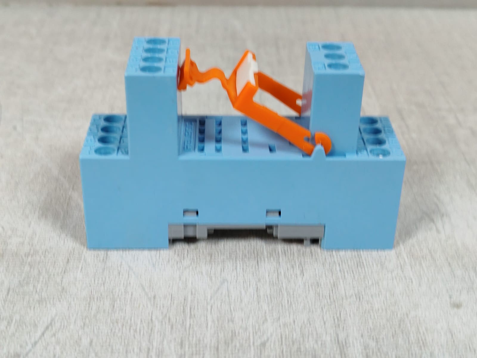 COMAT RELECO S9-M COMAT RELECO S9-M RELAY SOCKET 250V 8