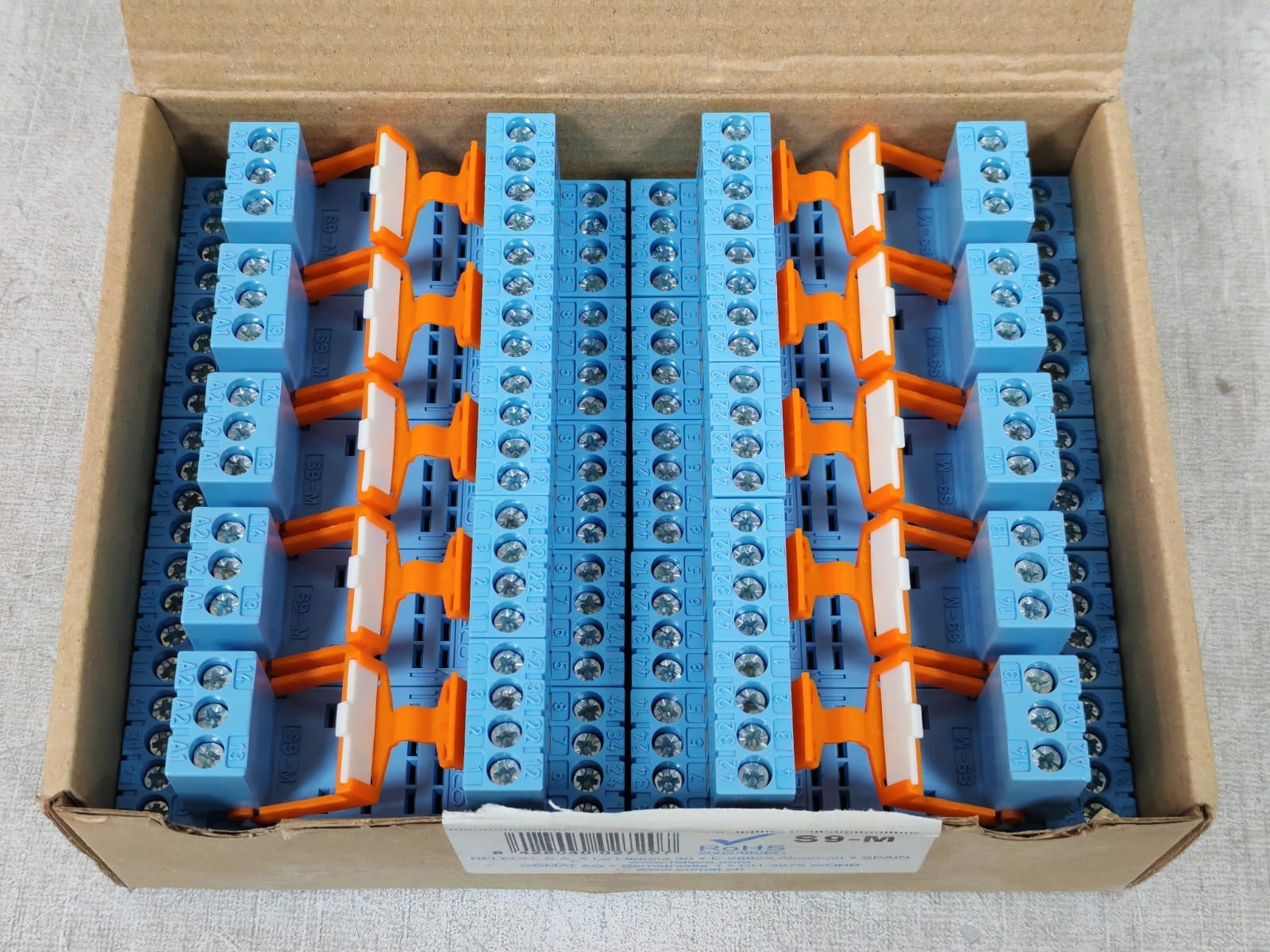 COMAT RELECO S9-M COMAT RELECO S9-M RELAY SOCKET 250V 10