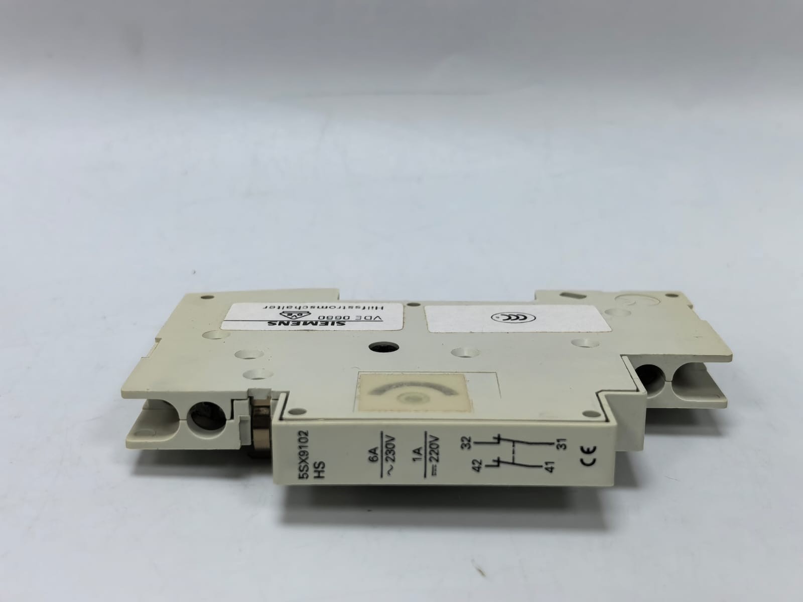Siemens 5SX9 109 SIEMENS 5SX9 109 AUXILIARY CIRCUIT SWITCH 2