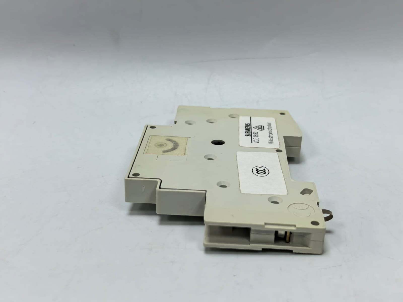Siemens 5SX9 109 SIEMENS 5SX9 109 AUXILIARY CIRCUIT SWITCH 3