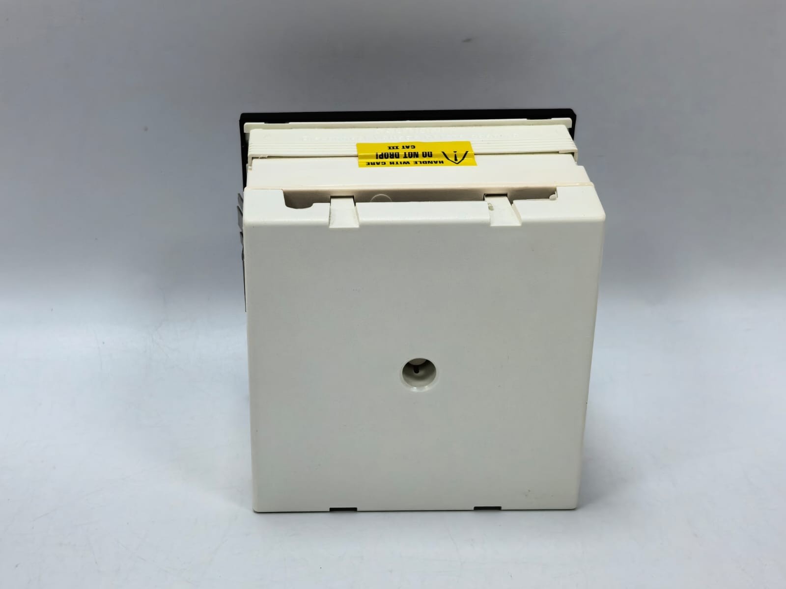 CEWE INSTRUMENTS CLR96 CEWE INSTRUMENTS CLR96 VOLT ANALOG PANEL METER 9460 0-1440A 8