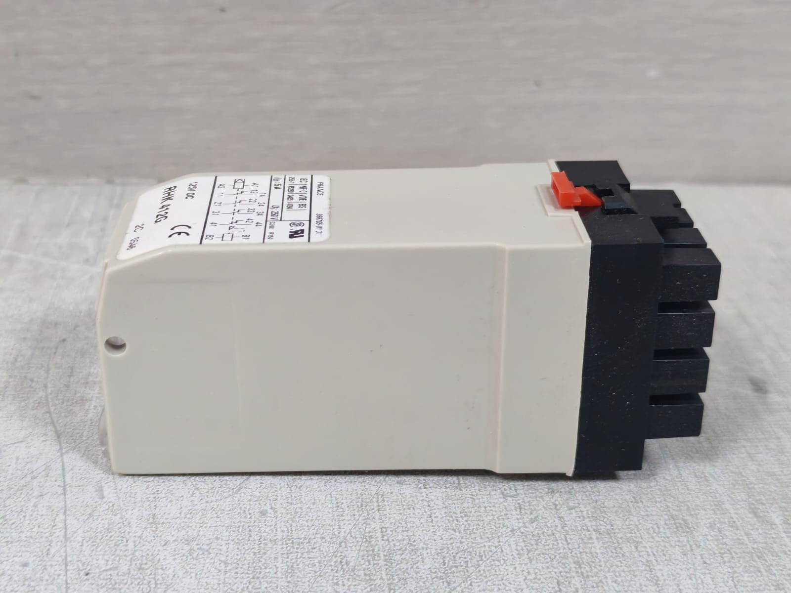 Schneider Electric RHK412G TELEMECANIQUE RHK412G 022048 LATCH RELAY 125V 5