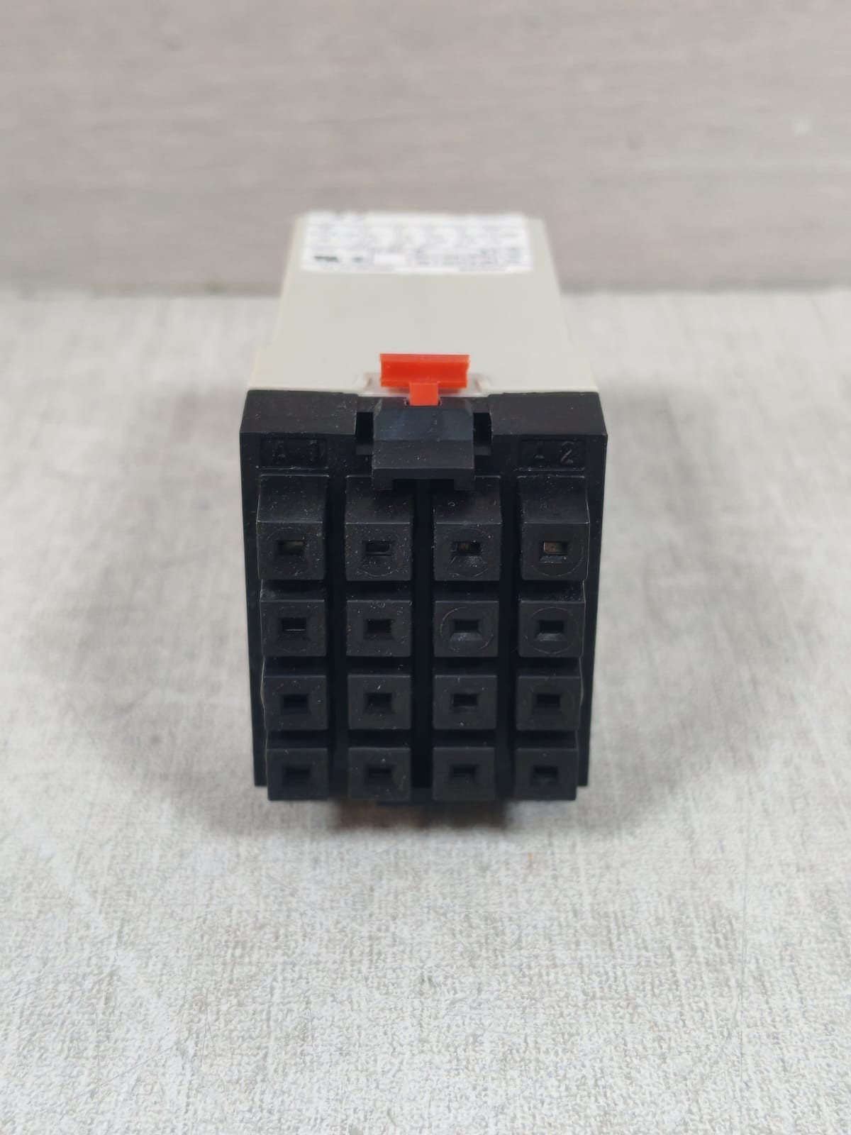 Schneider Electric RHK412G TELEMECANIQUE RHK412G 022048 LATCH RELAY 125V 8