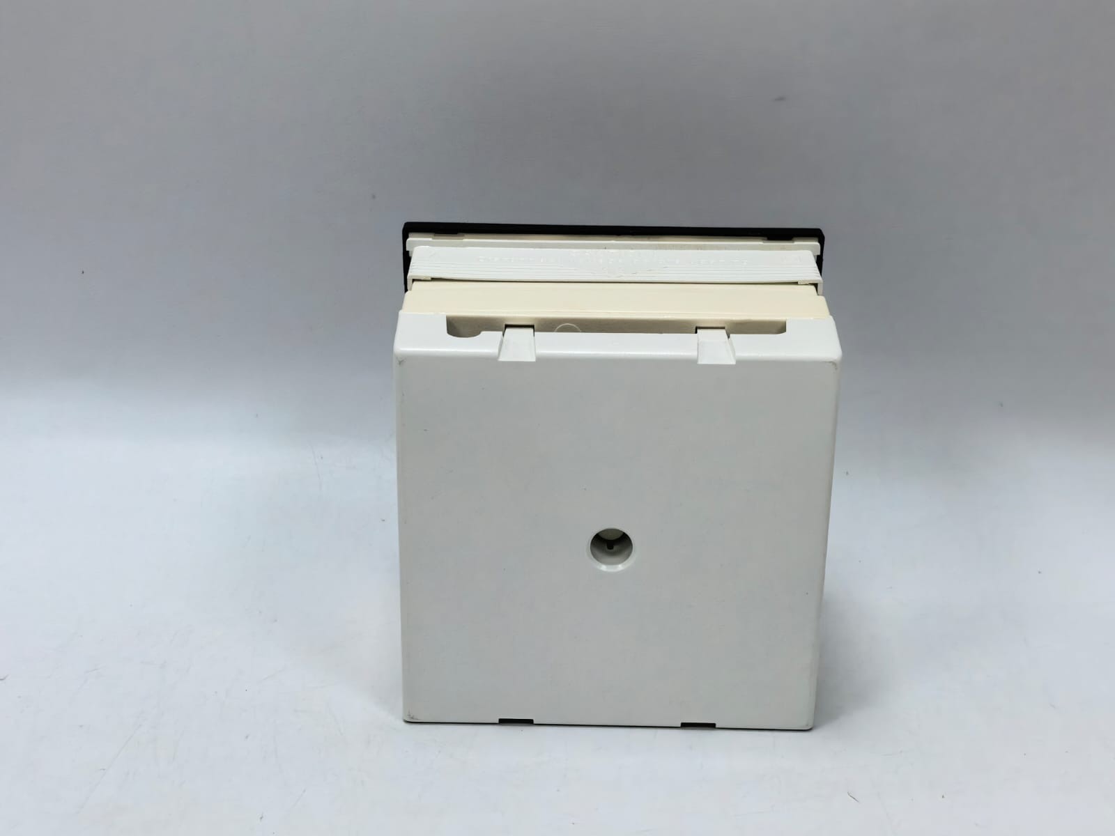 CEWE CLR96 CEWE INSTRUMENTS CLR96 VOLT ANALOG PANEL METER 9460 0-960A, 0-480A 7