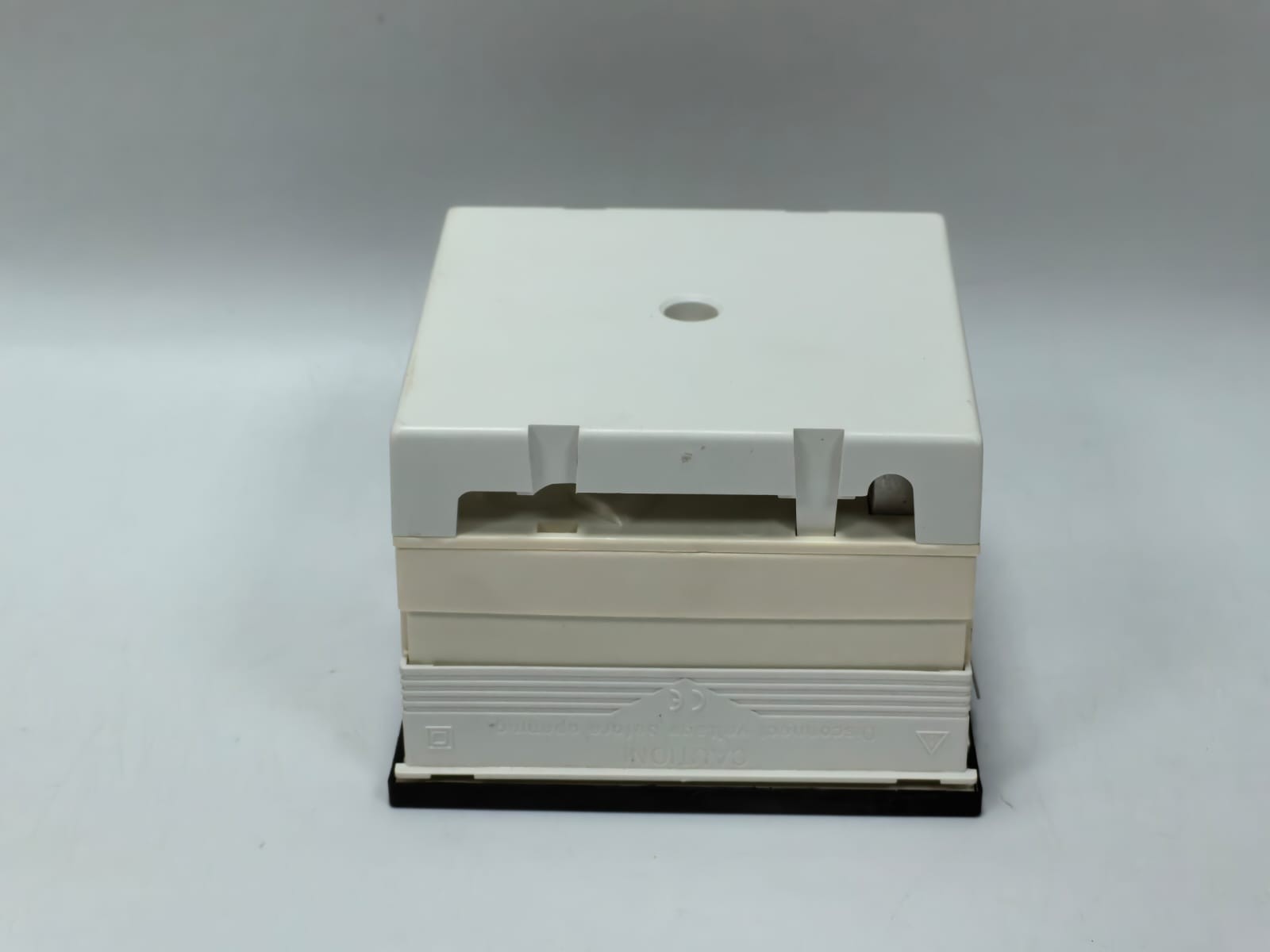 CEWE CLR96 CEWE INSTRUMENTS CLR96 VOLT ANALOG PANEL METER 9460 0-4300A,3600/1A 60HZ 4