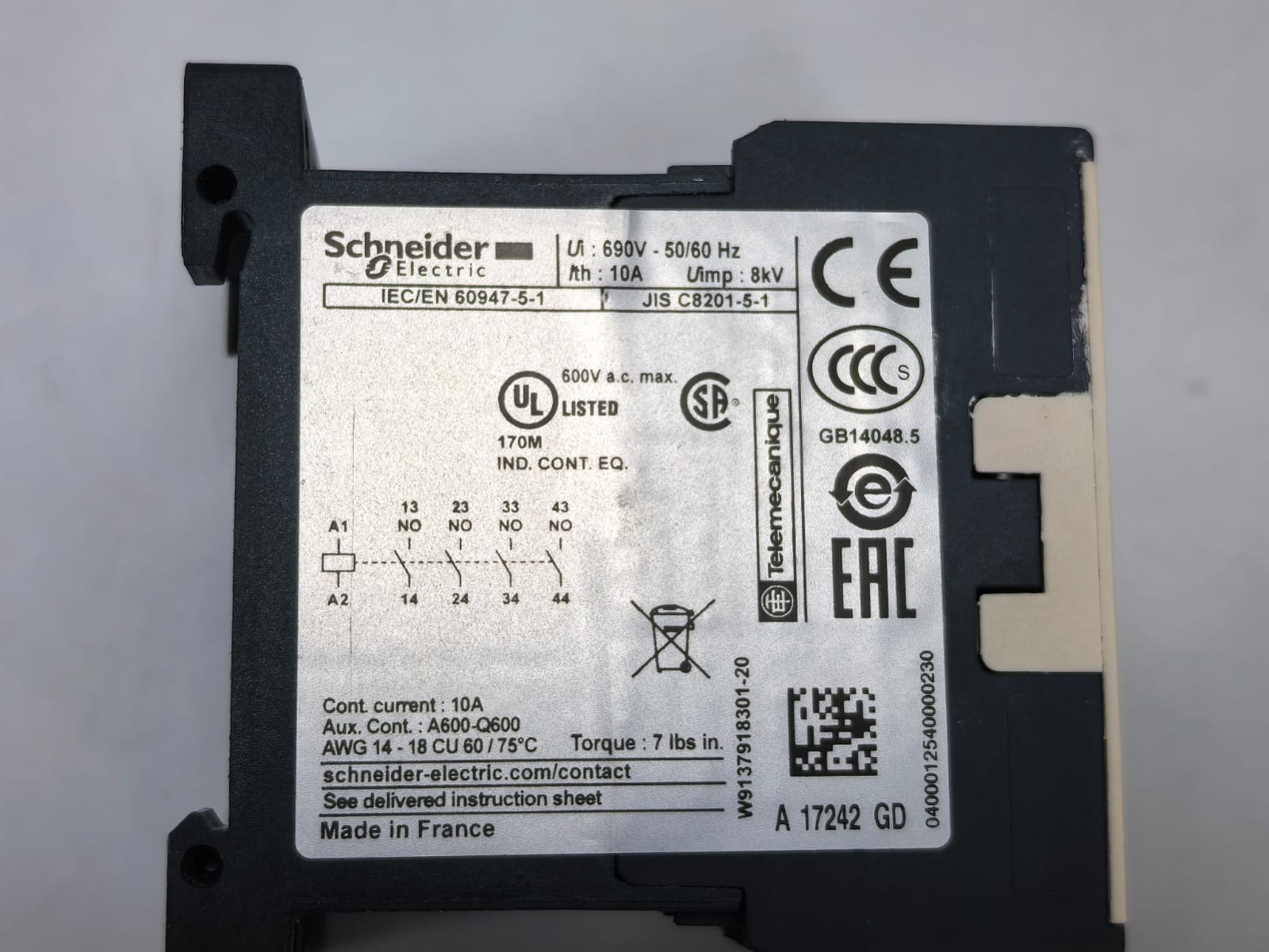 Schneider Electric CA3KN40GD SCHNEIDER ELECTRIC CA3KN40GD CONTROL RELAY 4