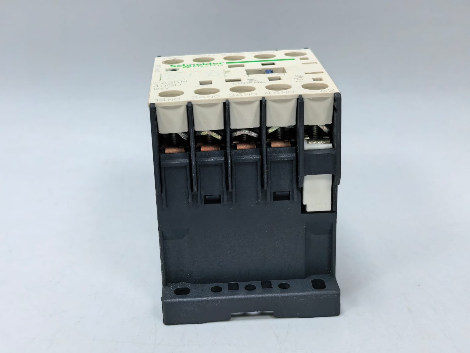Schneider Electric CA3KN40GD SCHNEIDER ELECTRIC CA3KN40GD CONTROL RELAY 8