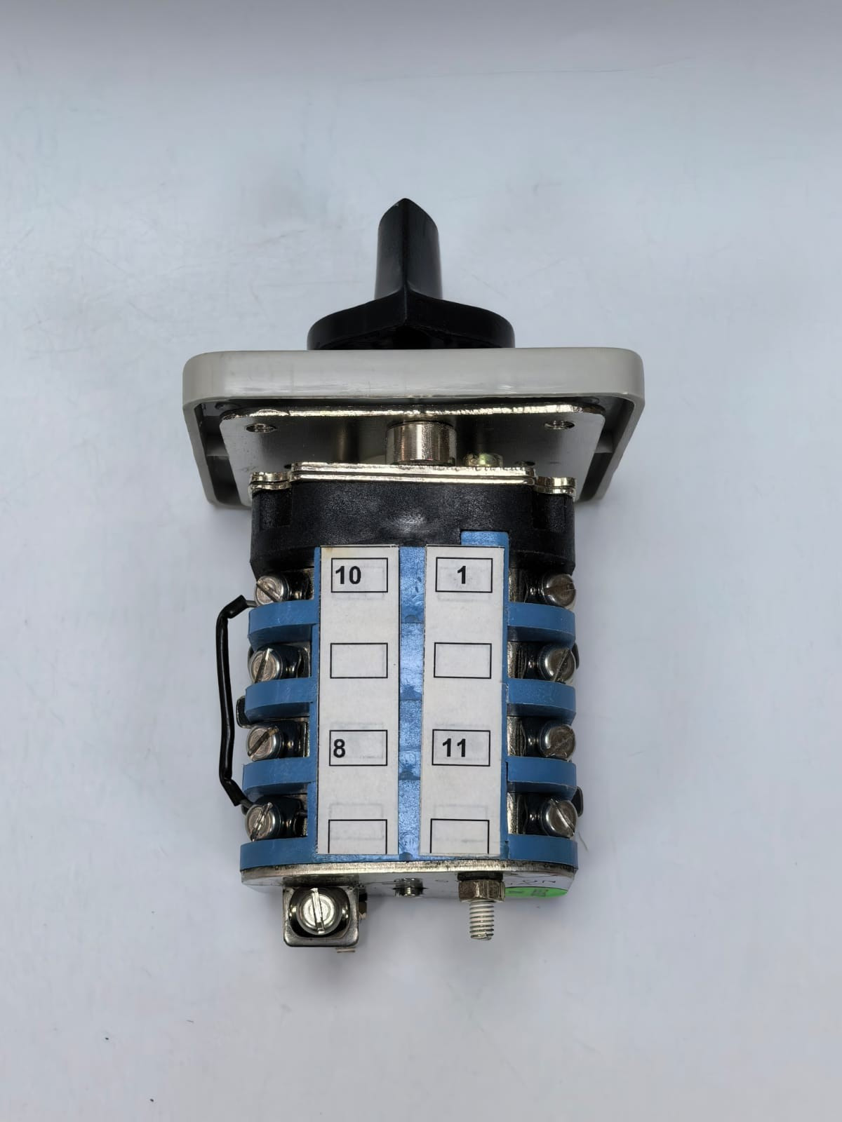 SWITRON SPC25P444VM SWITRON SPC25P444VM BREAKER CONTROL SWITCH 4