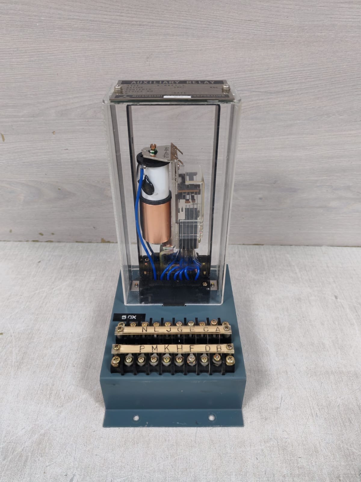 Mitsubishi Electric F-RAFT-1C / F48-42L2 MITSUBISHI ELECTRIC F-RAFT-1C / F48-42L2 AUXILIARY RELAY 48VDC 4