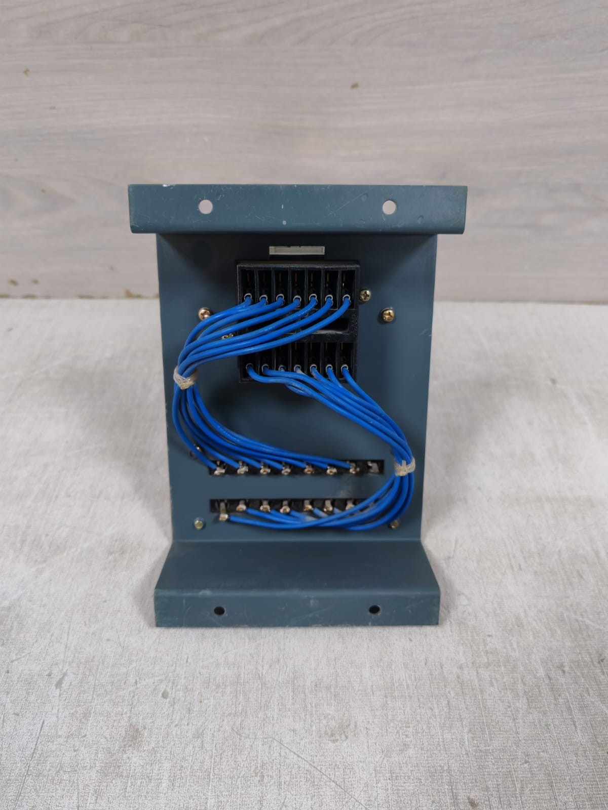 Mitsubishi Electric F-RAFT-1C / F48-42L2 MITSUBISHI ELECTRIC F-RAFT-1C / F48-42L2 AUXILIARY RELAY 48VDC 10