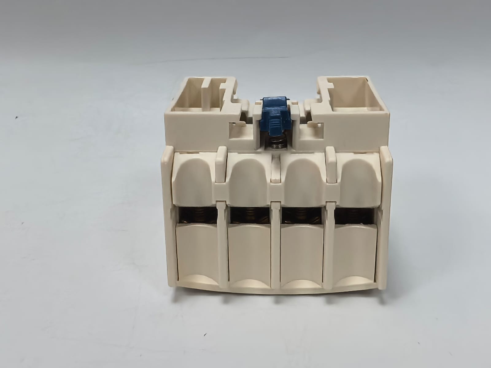 Schneider Electric LADN13 TELEMECANIQUE LADN13 CONTACT BLOCK 7