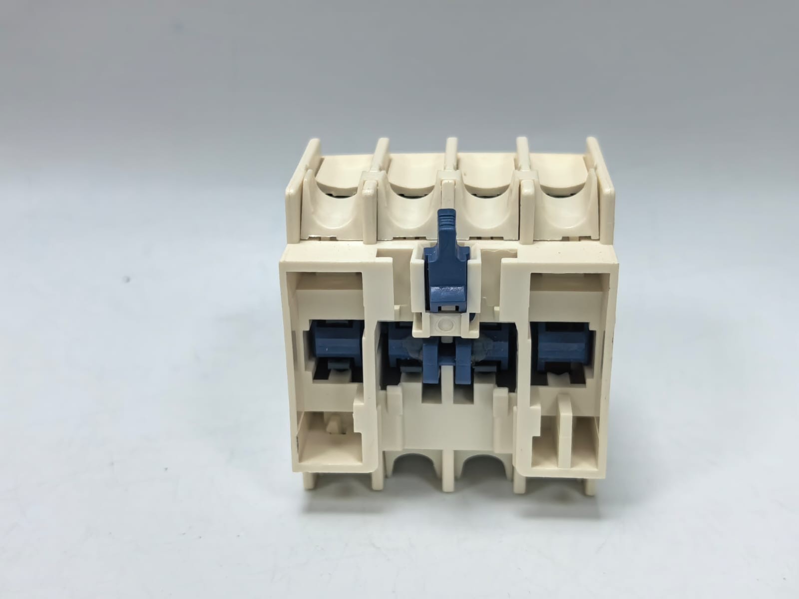 Schneider Electric LADN13 TELEMECANIQUE LADN13 CONTACT BLOCK 8