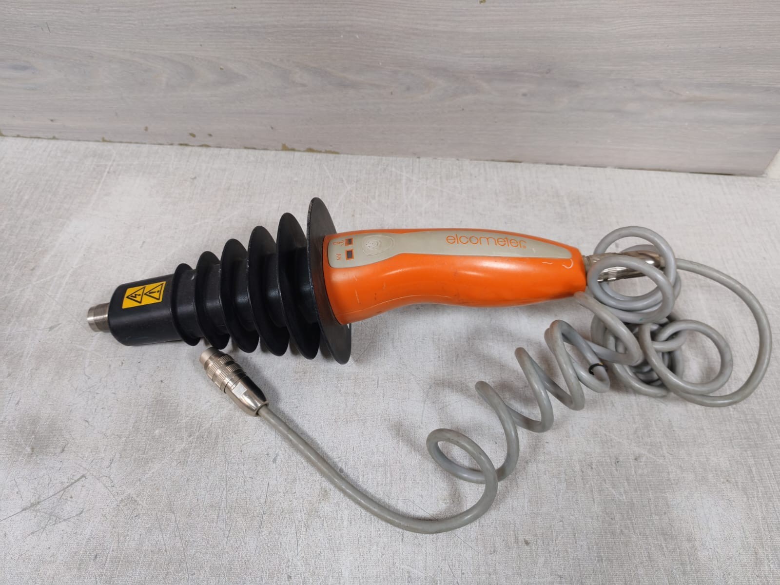 ELCOMETER 266 / T266 DC30 30kV ELCOMETER 266 HOLIDAY DETECTOR with T266 DC30 30kV 3