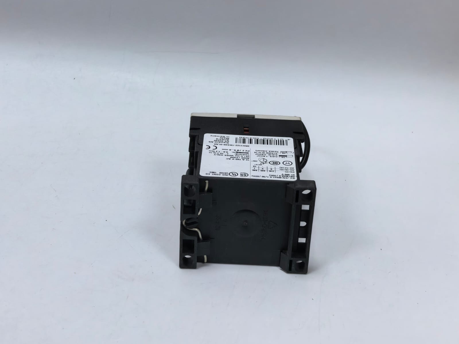 Siemens 3RH1122-1KG40-0LA4 SIEMENS 3RH1122-1KG40-0LA4 CONTACTOR RELAY 7