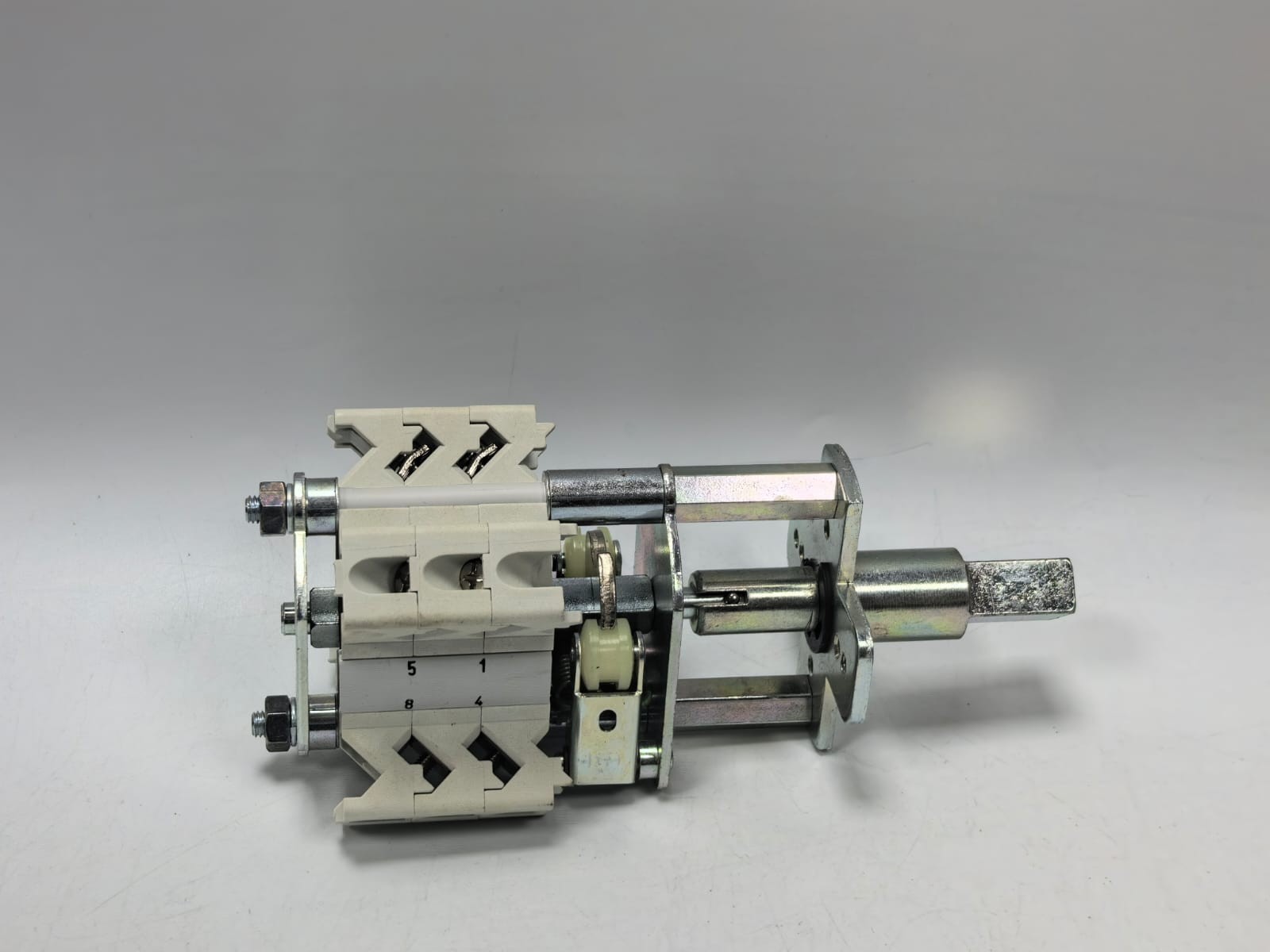 COMELETRIC R20 2/2 COMELETRIC R20 2/2 ROTARY SWITCH 5