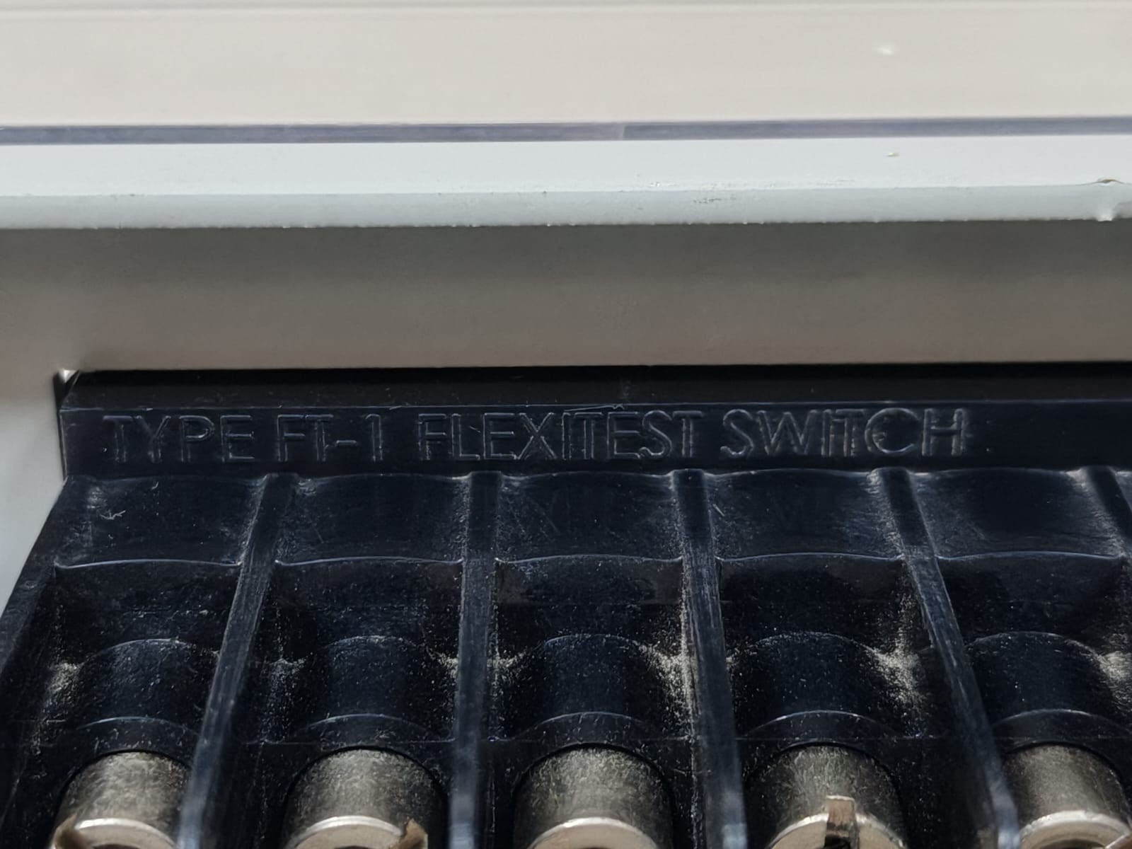 ABB FT-19R FR2G83001001 ABB FT-19R FR2G83001001 FLEXITEST SWITCH 7