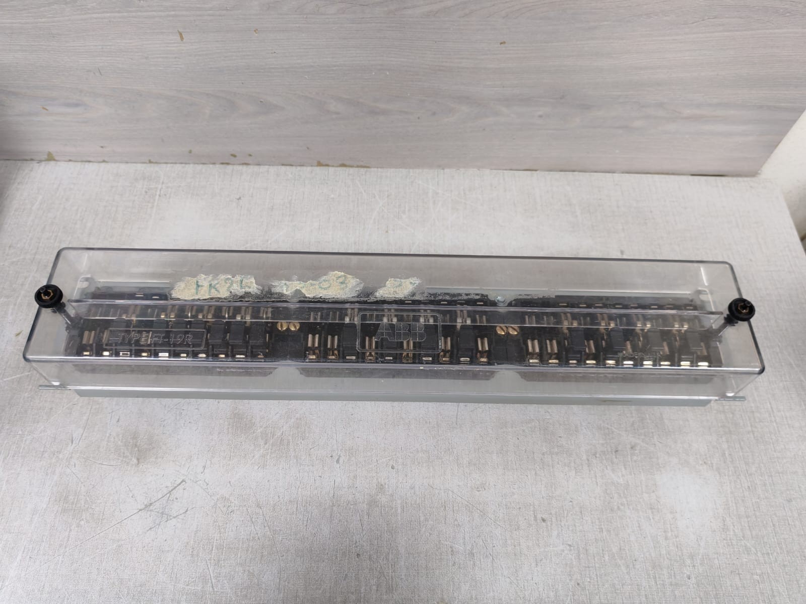 ABB FT-19R FR2G83001001 ABB FT-19R FR2G83001001 FLEXITEST SWITCH 10
