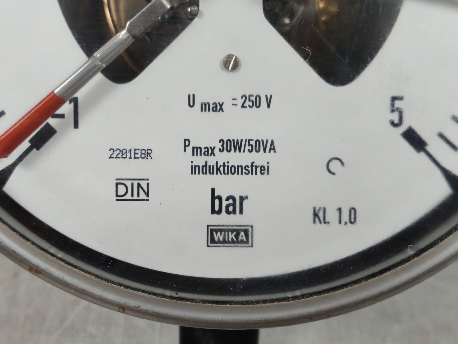 WIKA 212.20.160 WIKA 212.20.160 PRESSURE GAUGE WITH ALARM CONTACTS 821.112 3