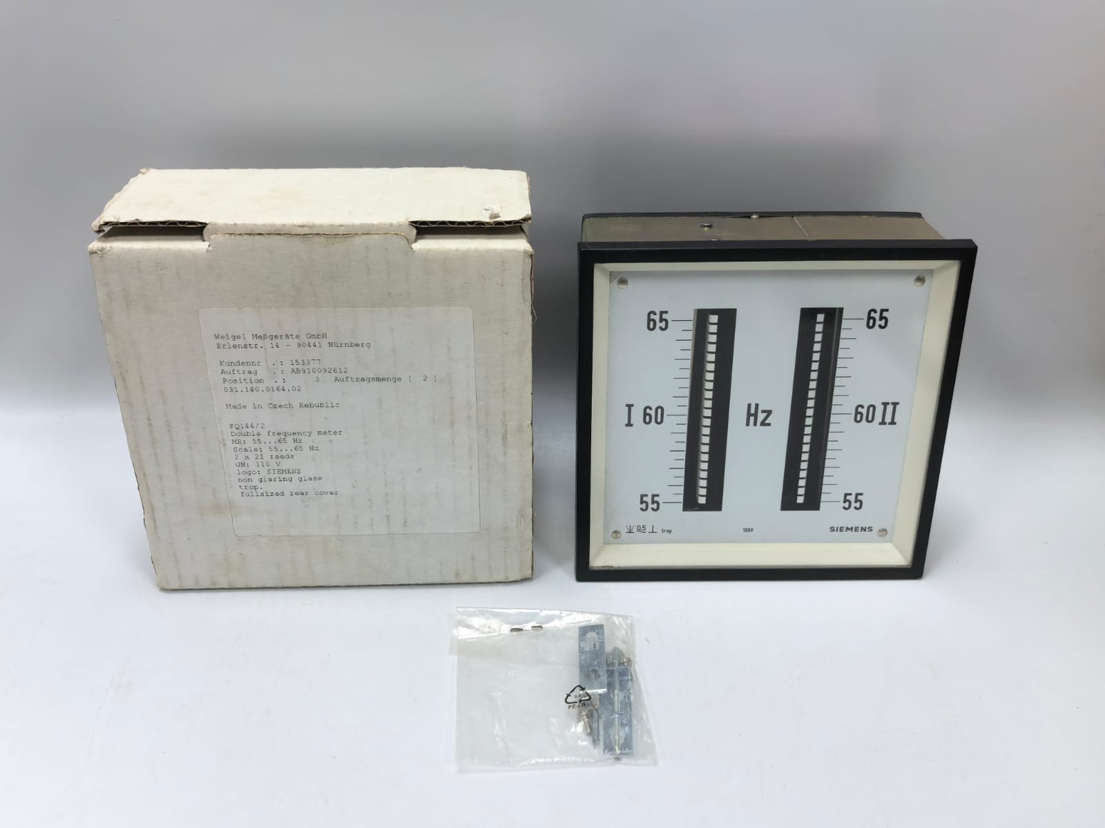 SIEMENS /WEIGEL FQ144/2 FREQUENCY METER