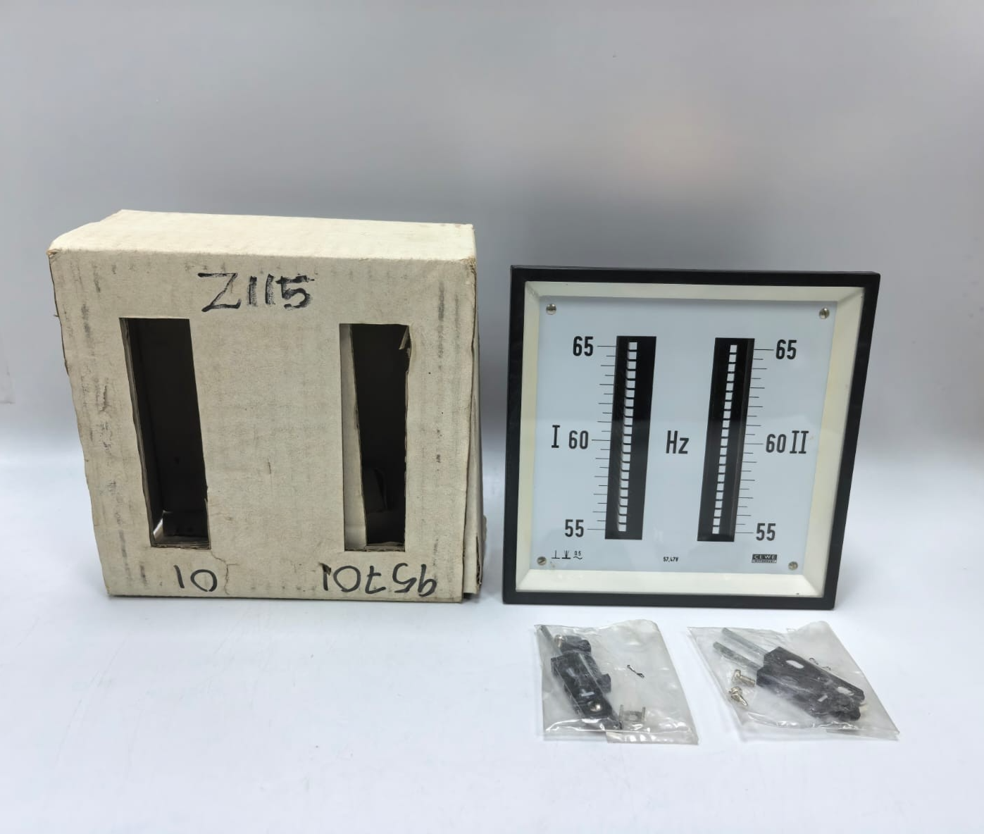 CEWE INSTRUMENTS FQ144/2 FREQUENCY METER 600V CAT II