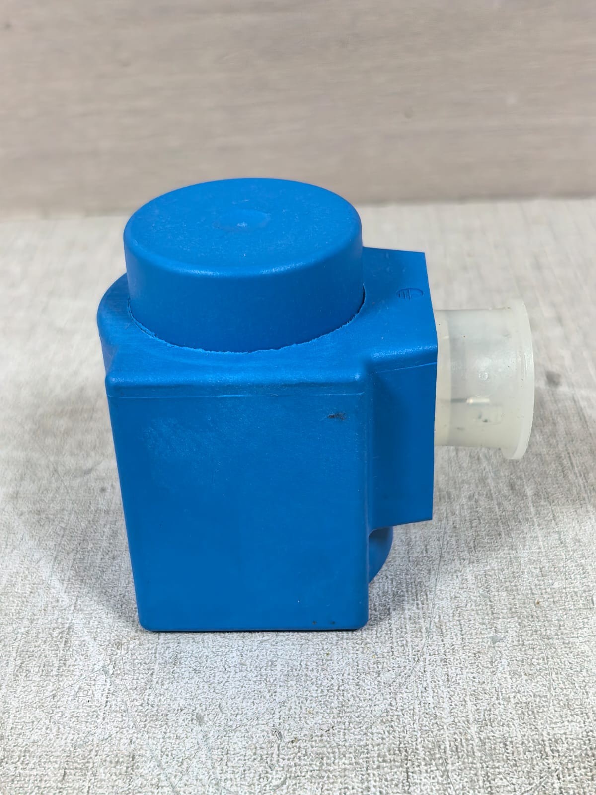 Danfoss BY120CS 018F7663 DANFOSS BY120CS 018F7663 SOLENOID COIL 5