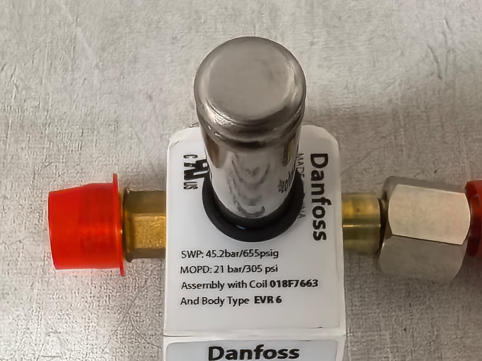Danfoss 025-47111-002 032L2190 DANFOSS 025-47111-002 032L2190 SOLENOID VALVE 4