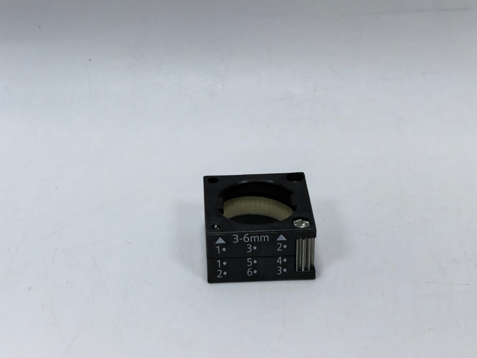 Siemens 3SB3 204-6BA60/ 3SB3400-1A SIEMENS 3SB3 204-6BA60/ 3SB3400-1A INDICATOR LIGHT 7