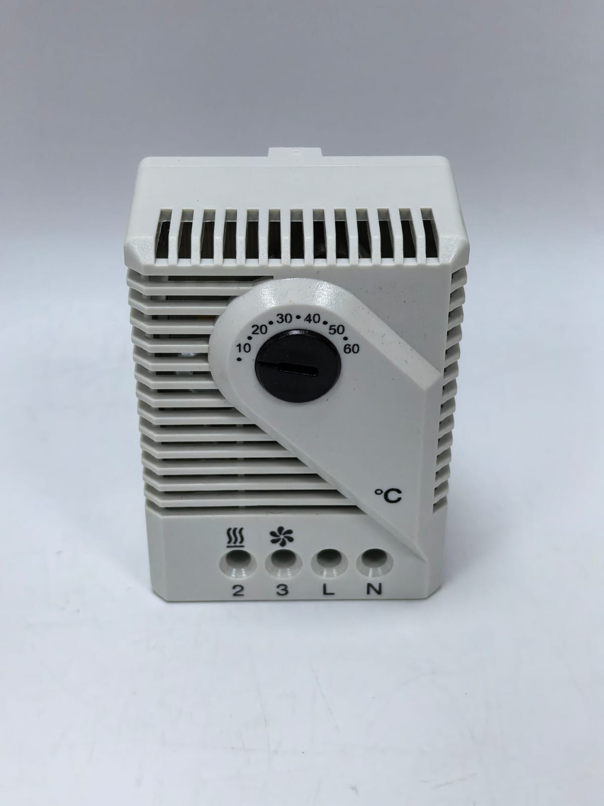 Schneider Electric 08998/8998 MERLIN GERIN 08998/8998 THERMOSTAT 2
