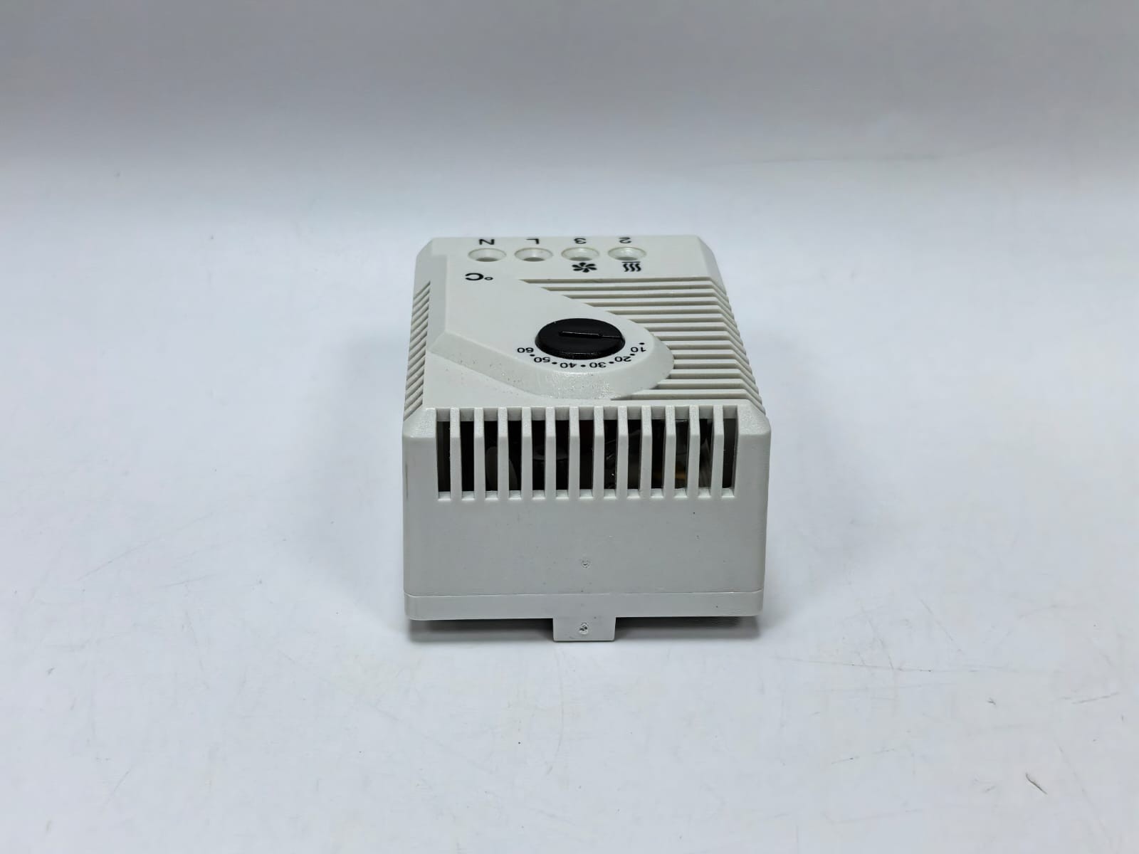 Schneider Electric 08998/8998 MERLIN GERIN 08998/8998 THERMOSTAT 5