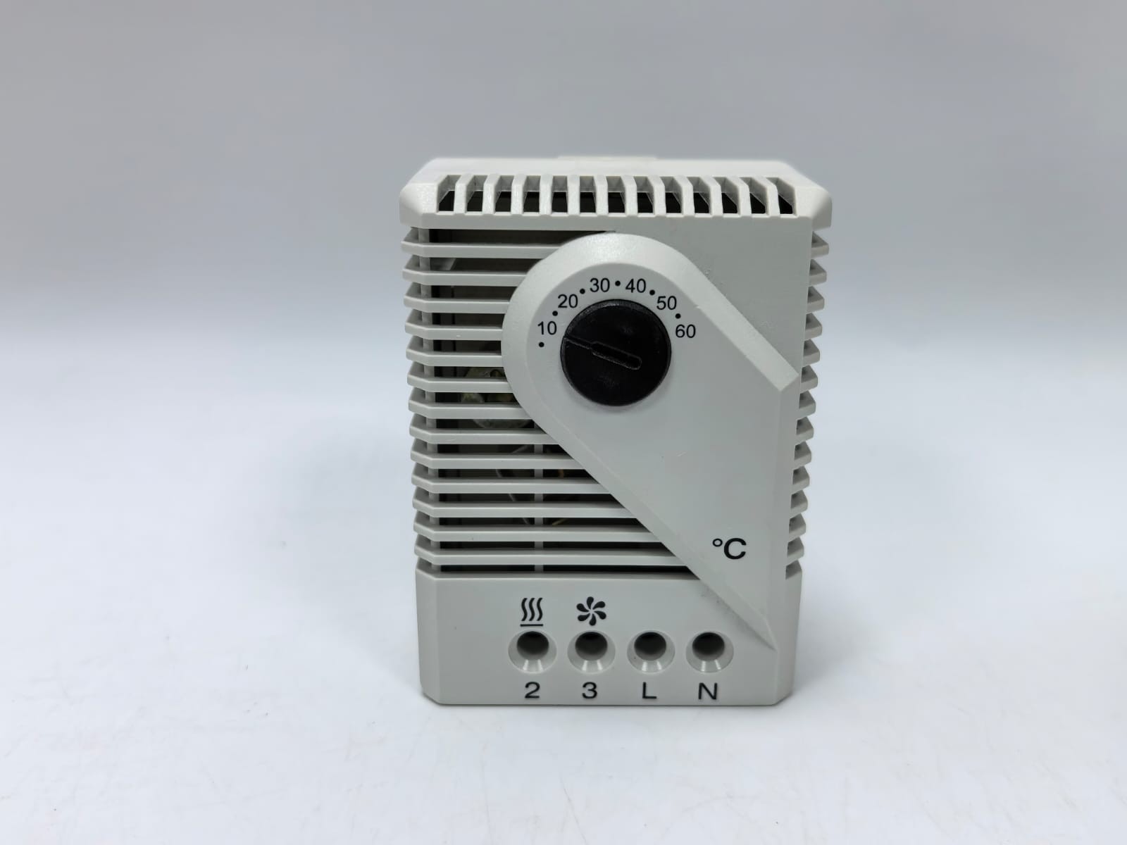Schneider Electric 7999 MERLIN GERIN 7999 THERMOSTAT 2