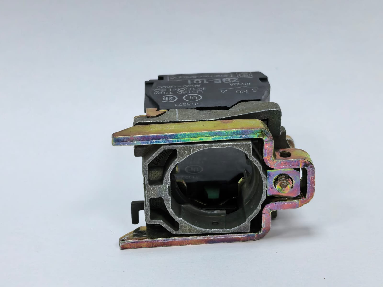 Schneider Electric ZB4 BZ103 TELEMECANIQUE ZB4 BZ103 CONTACT BLOCK 8