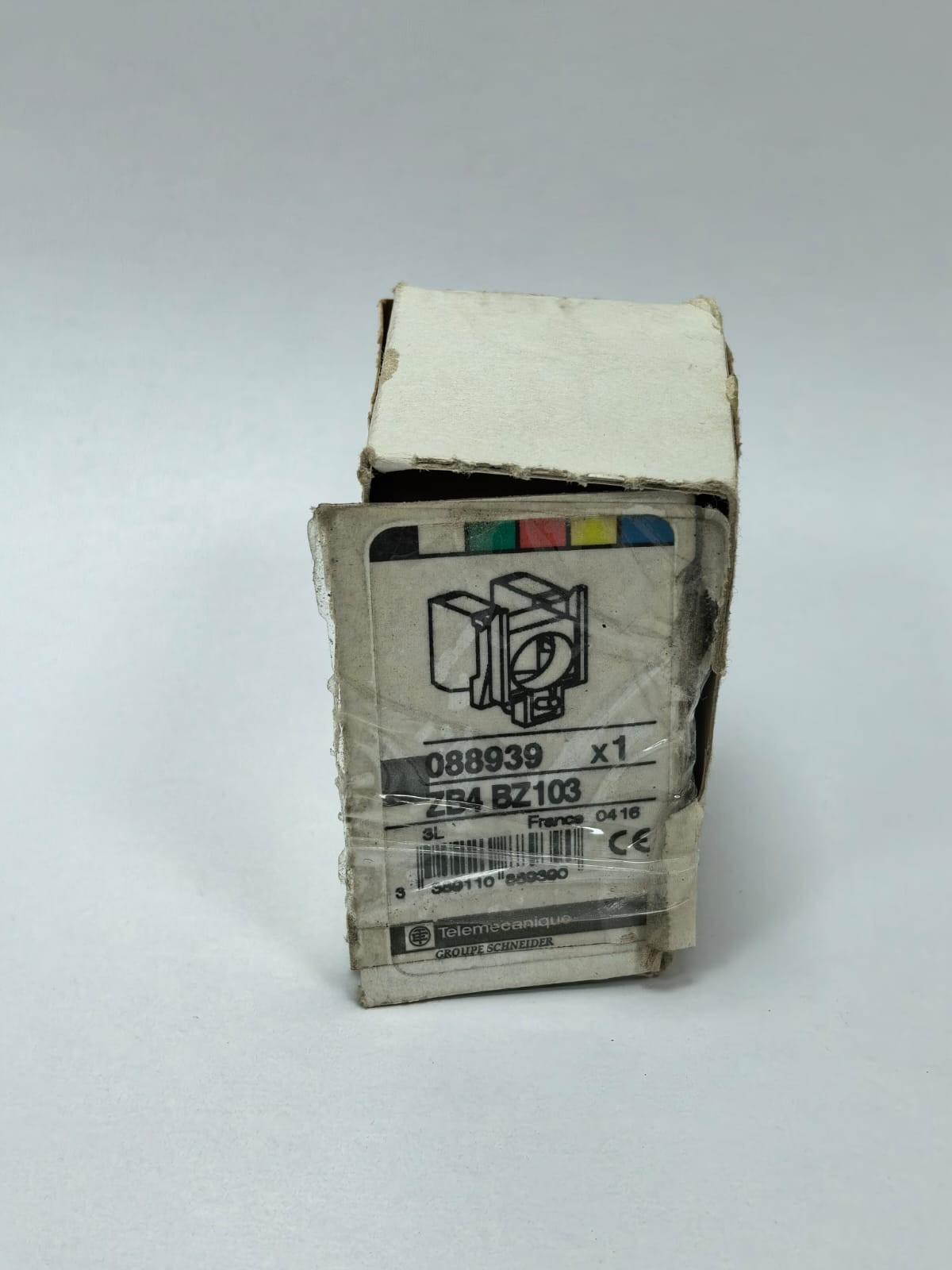 Schneider Electric ZB4 BZ103 TELEMECANIQUE ZB4 BZ103 CONTACT BLOCK 9
