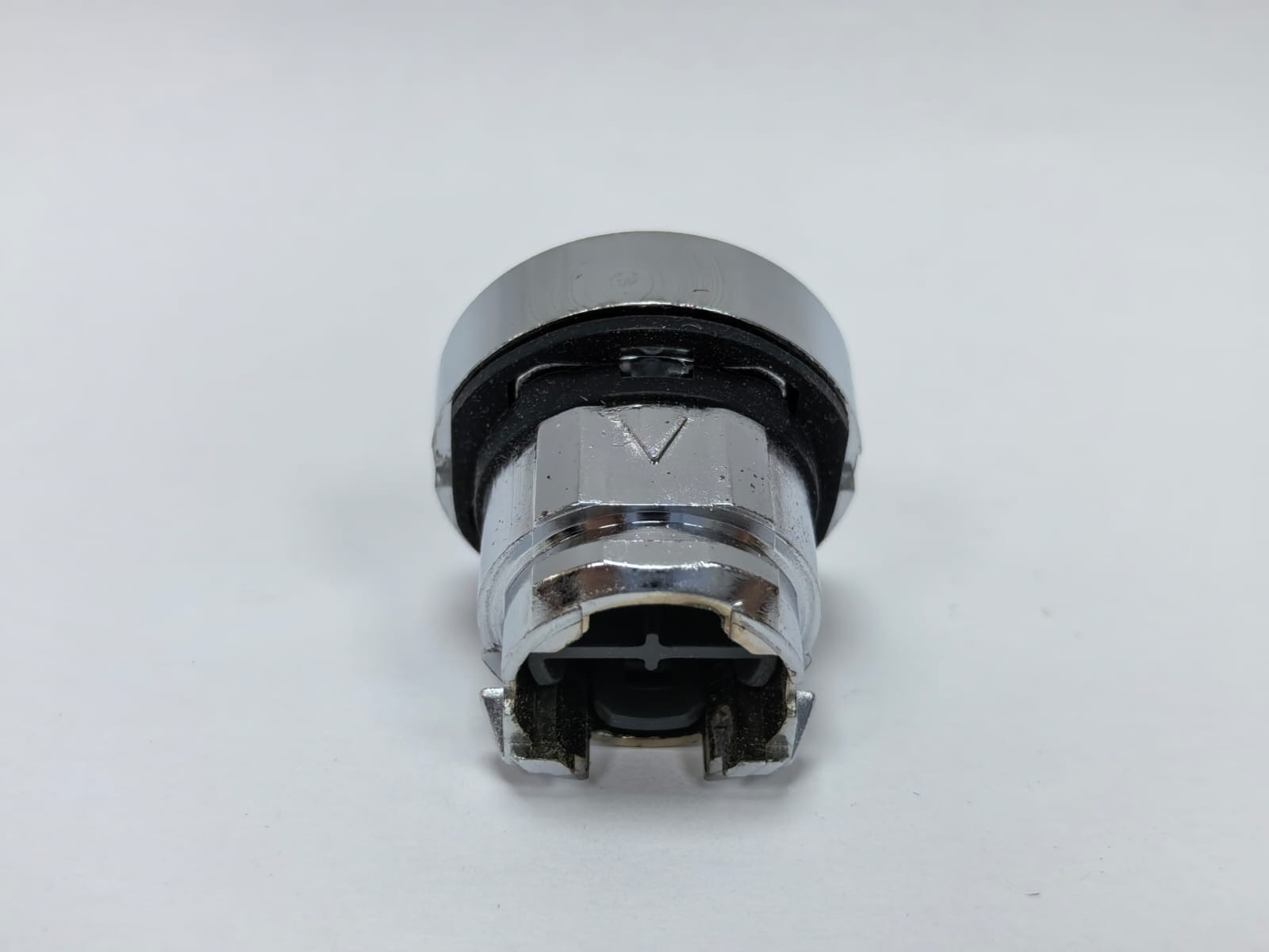 Schneider Electric ZB4 BA2 TELEMECANIQUE ZB4 BA2 BLACK PUSH BUTTON HEAD 088746 6