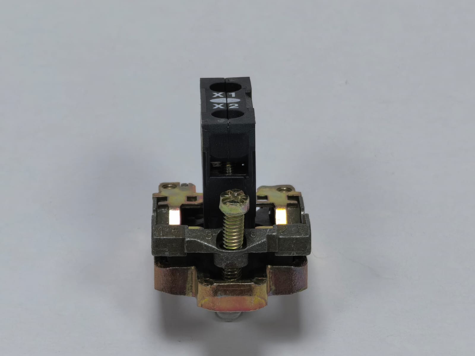 Schneider Electric XB4 BVM1 TELEMECANIQUE XB4 BVM1 WHITE PILOT LIGHT INDICATOR 6