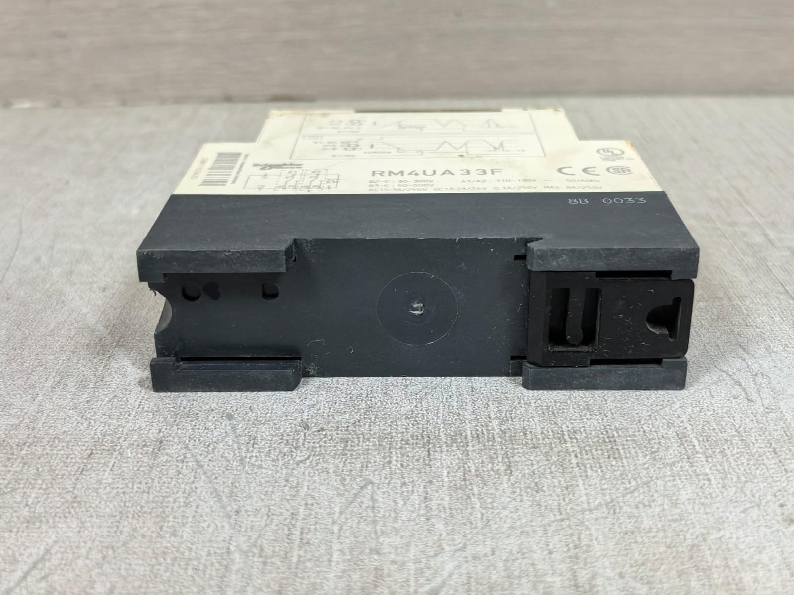 Schneider Electric RM4UA33F TELEMECANIQUE SCHNEIDER ELECTRIC RM4UA33F VOLTAGE MEASUREMENT RELAY 9