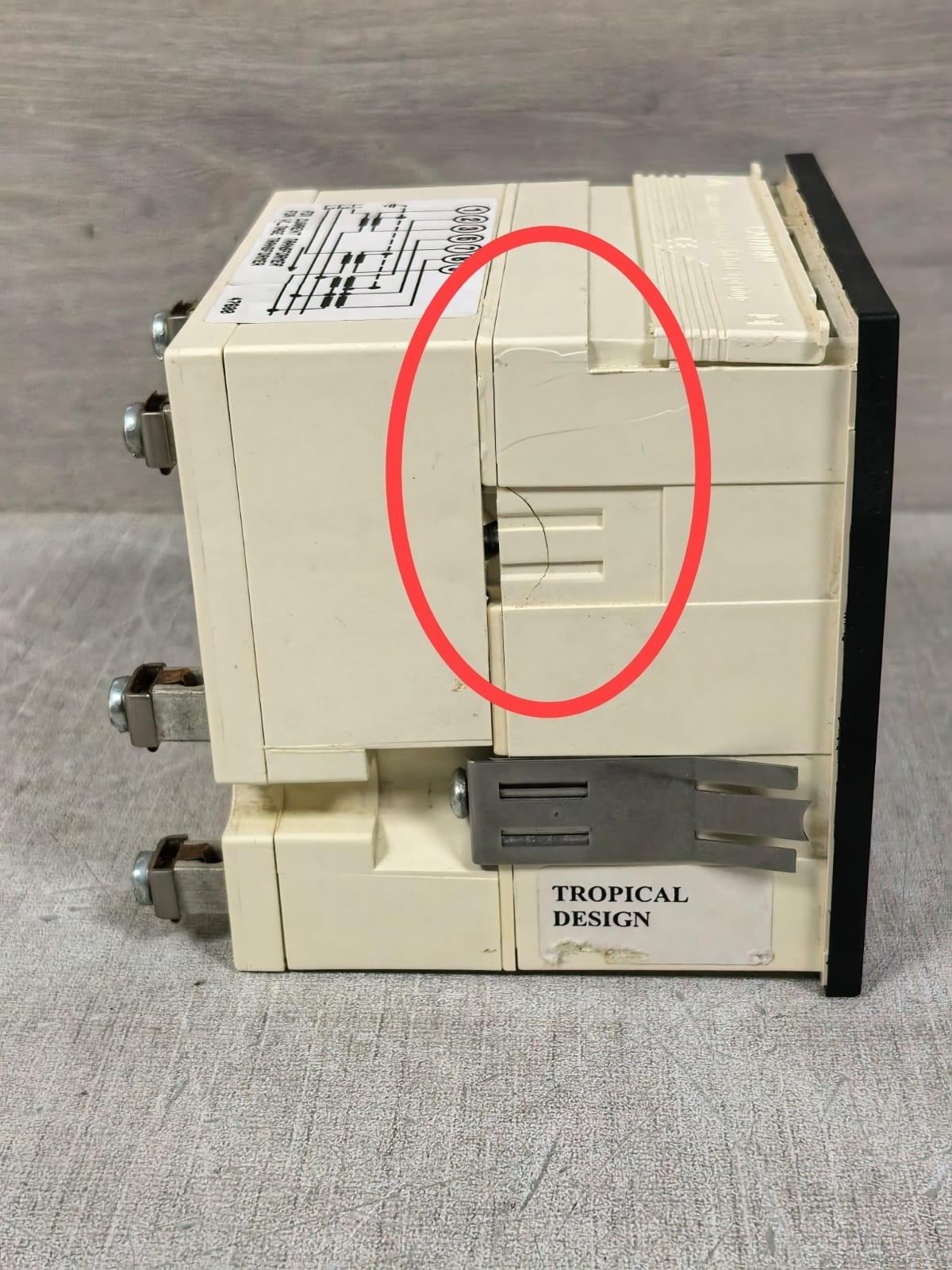 CEWE INSTRUMENT QQ23 4157304 CEWE INSTRUMENT QQ23 4157304 110/0.1KV 600/1A MVAR 8