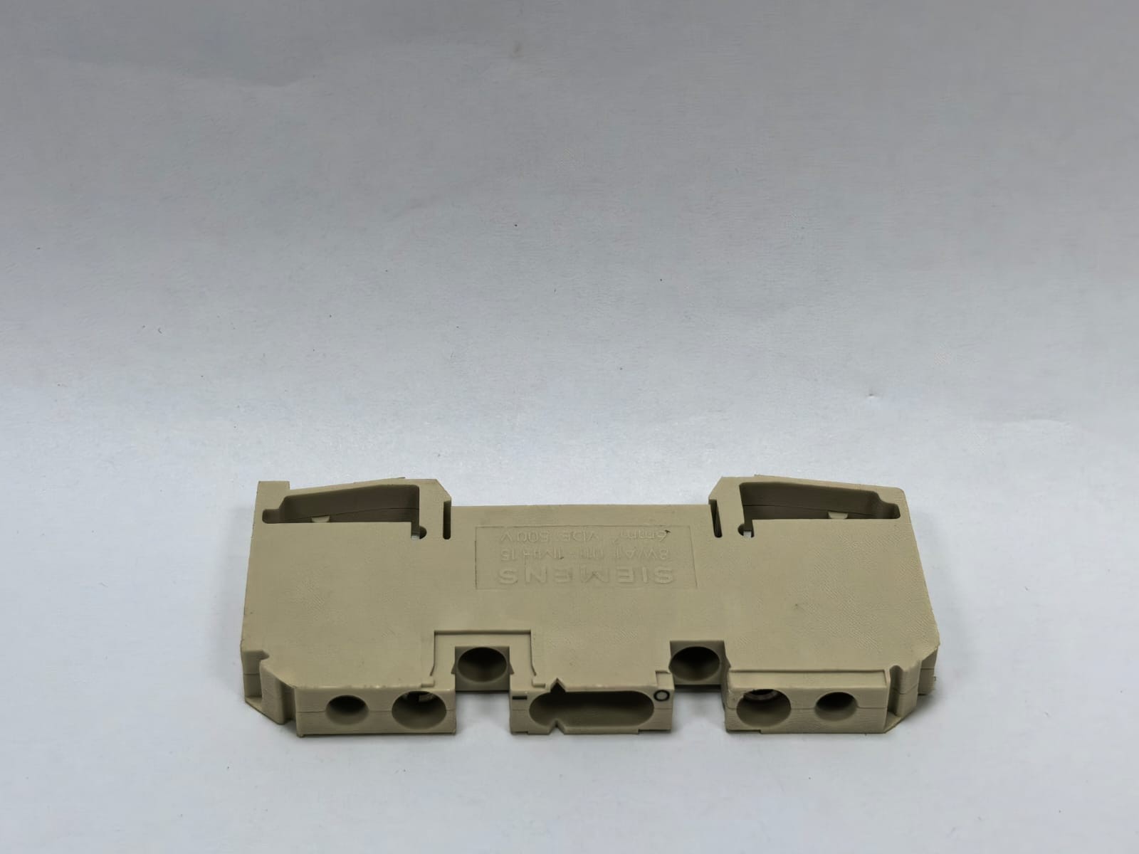 Siemens 8WA1 011-1MH15 SIEMENS 8WA1 011-1MH15 TERMINAL BLOCK 6MM VDE 500V 7