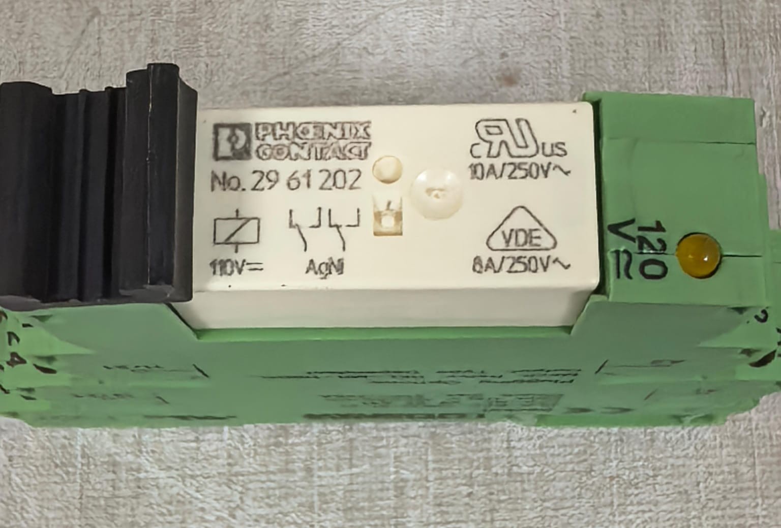 Phoenix Contact 2967031 PLC-BSC-120UC/21-21 PHOENIX CONTACTS 2967031 PLC-BSC-120UC/21-21 RELAY BASE 4