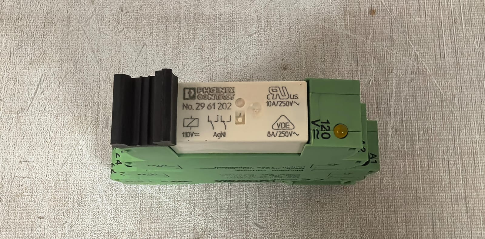 Phoenix Contact 2967031 PLC-BSC-120UC/21-21 PHOENIX CONTACTS 2967031 PLC-BSC-120UC/21-21 RELAY BASE 5