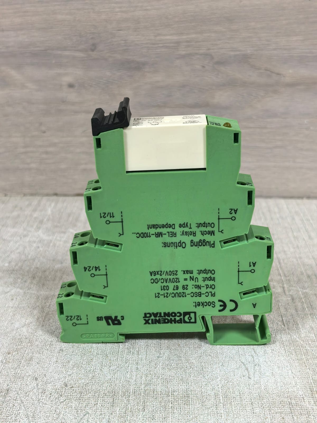 Phoenix Contact 2967031 PLC-BSC-120UC/21-21 PHOENIX CONTACTS 2967031 PLC-BSC-120UC/21-21 RELAY BASE 9
